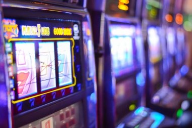 dewaslot99 vip live dealer table with professional croupier and multi-camera view